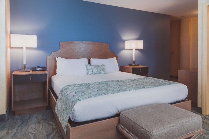 The Parkview Hotel Syracuse