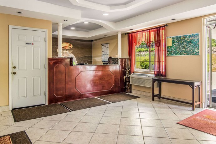 Econo Lodge Hotel Bradford
