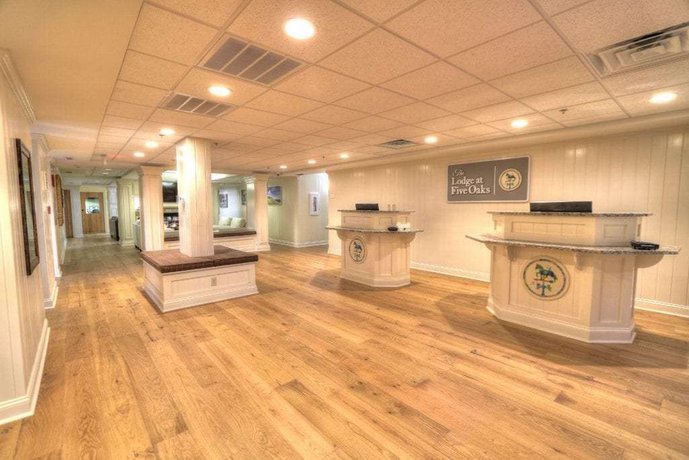 The Lodge at Five Oaks