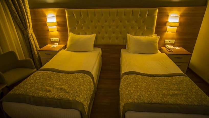 Parion Hotel