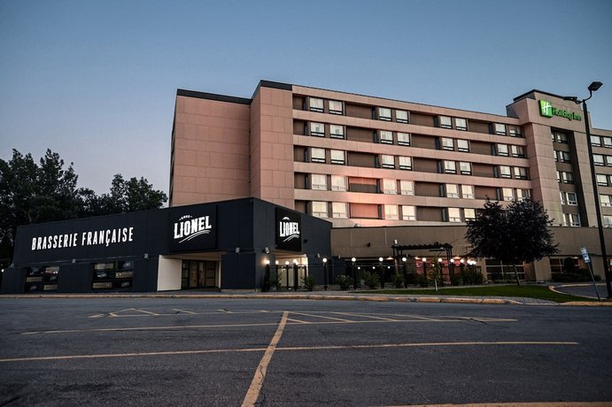 Holiday Inn Laval Montreal Putting Edge Centropolis Canada thumbnail