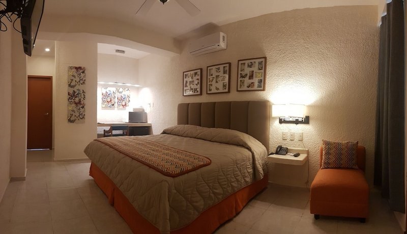 Hotel y Suites Nader