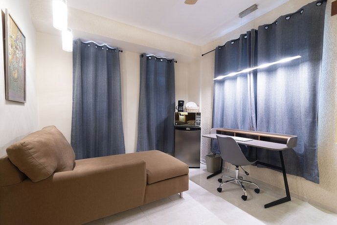 Hotel y Suites Nader