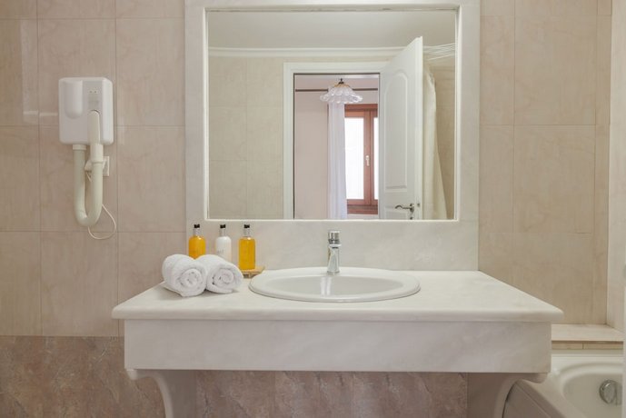 Epavlis Hotel & Spa