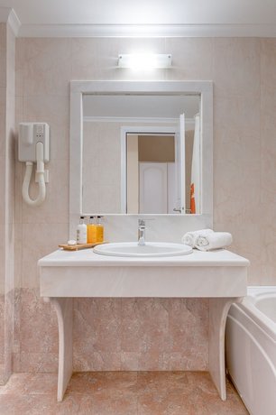 Epavlis Hotel & Spa