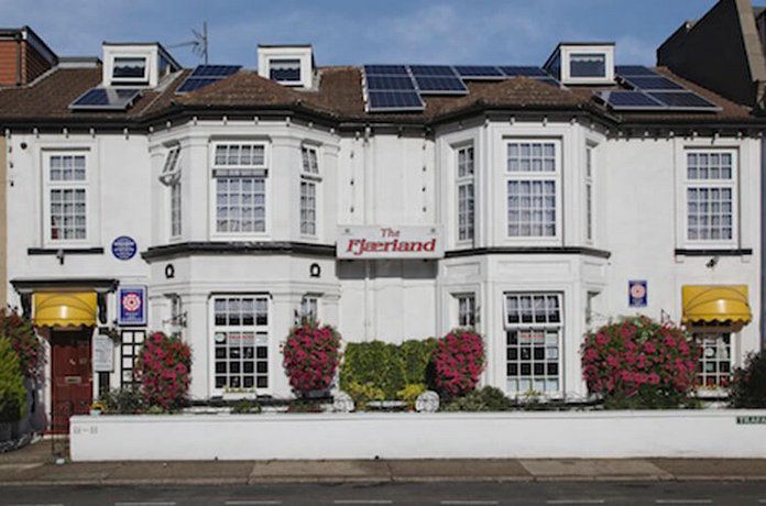 OYO Fjaerland Hotel