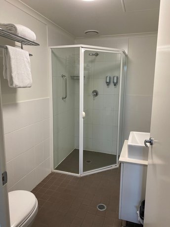 Pacific Suites Canberra