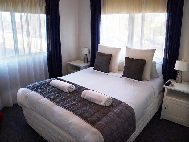 Mornington Motel