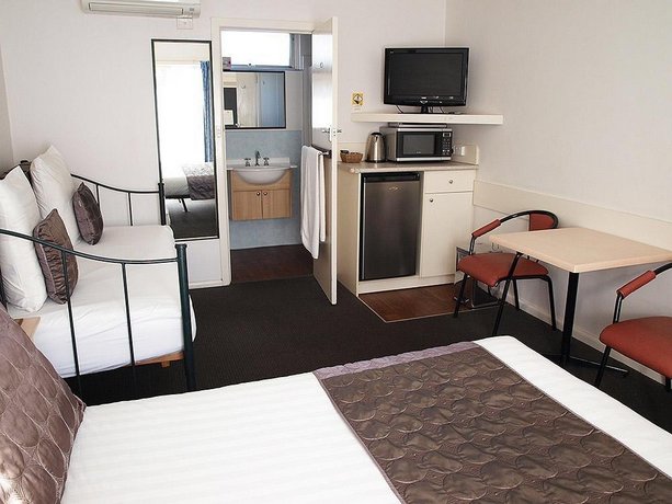 Mornington Motel