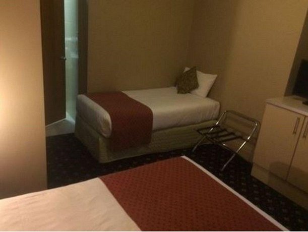Hotel Coronation Sydney