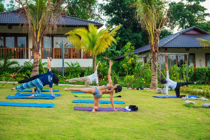 Camia Resort & Spa
