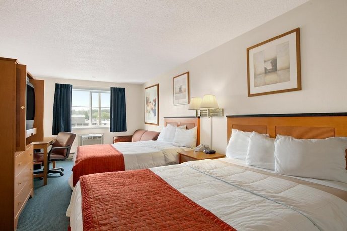 Travelodge by Wyndham Port of Tacoma WA