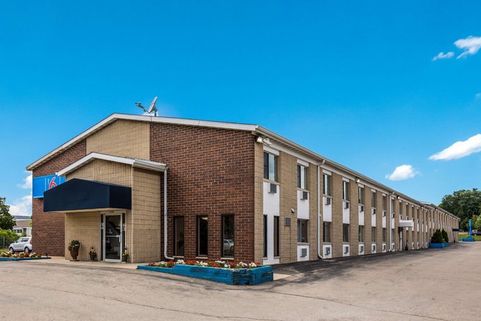Motel 6 Madison East