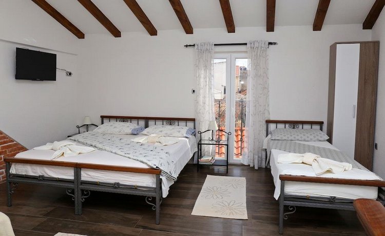Apartments Nikolla