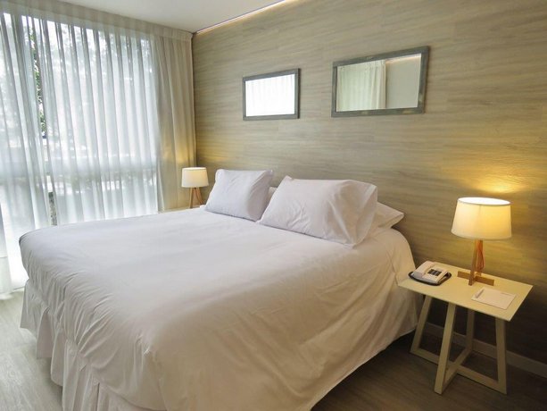 Smart Hotel Montevideo by Tay Hotels