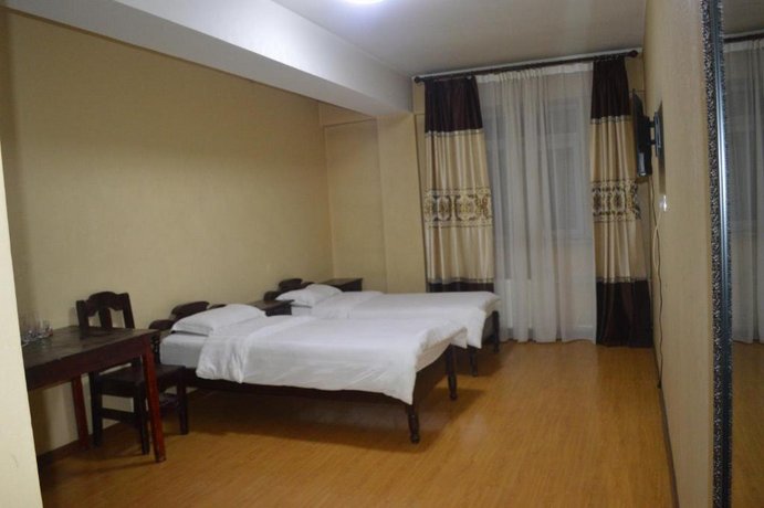 Land Hotel