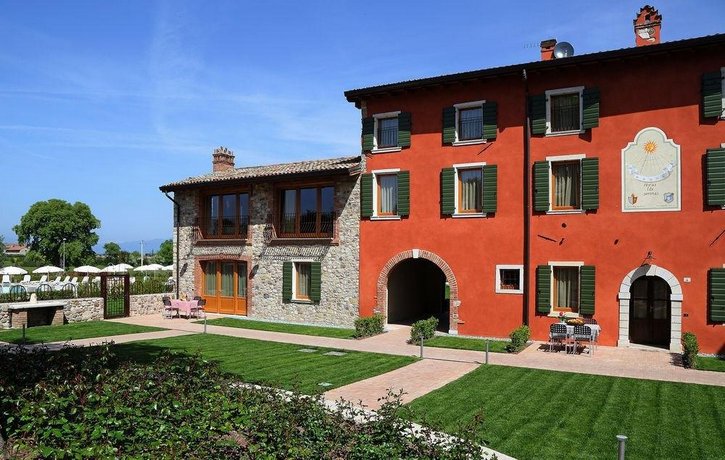 Residence Borgo Mondragon