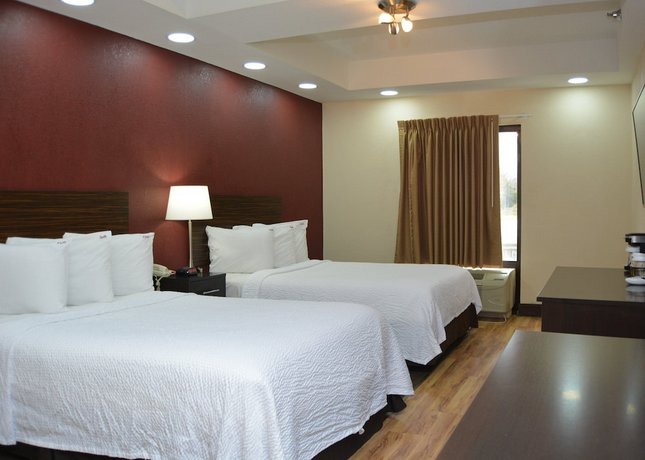 Red Roof Inn PLUS+ & Suites Chattanooga Downtown