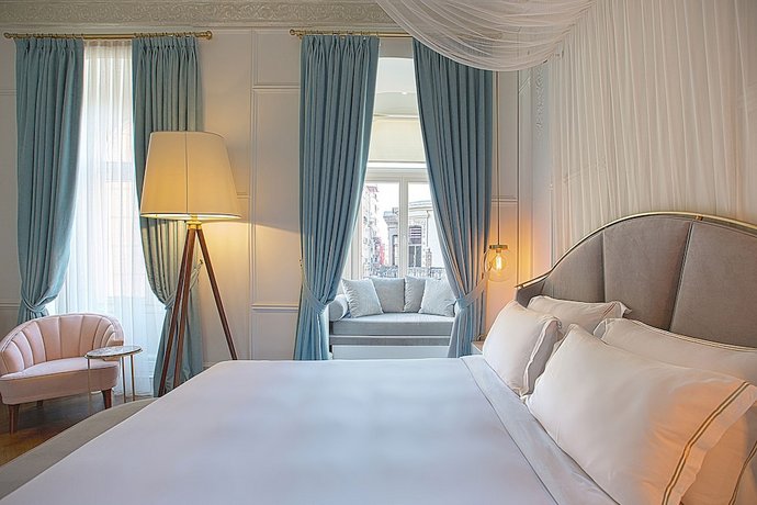 Mr Cas Hotels - Special Category