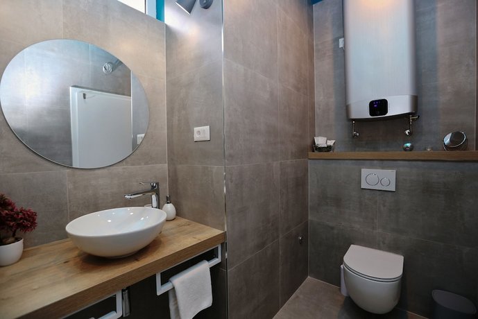 Riva Luxury Rooms