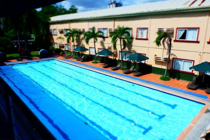 Holiday Spa Hotel