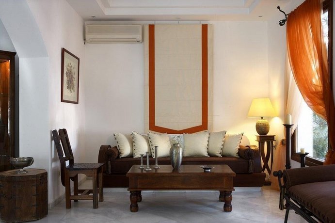 Meltemi Excelsior Suites