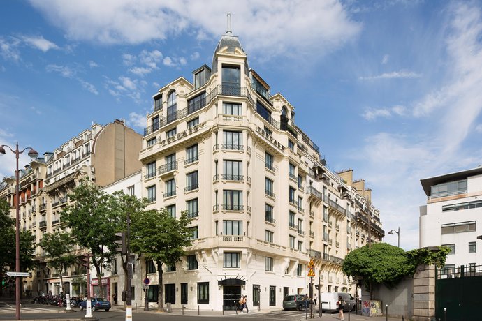Terrass' Hotel Montmartre Clos Montmartre France thumbnail
