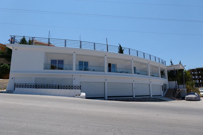 Lumi Hotel