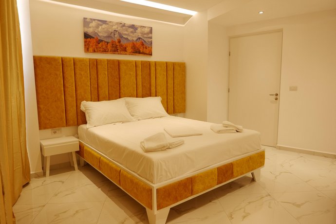 Lumi Hotel