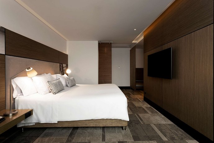 EK Hotel