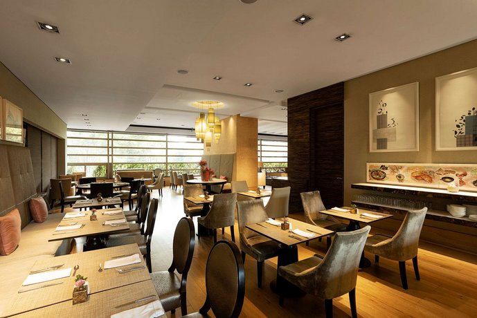 EK Hotel