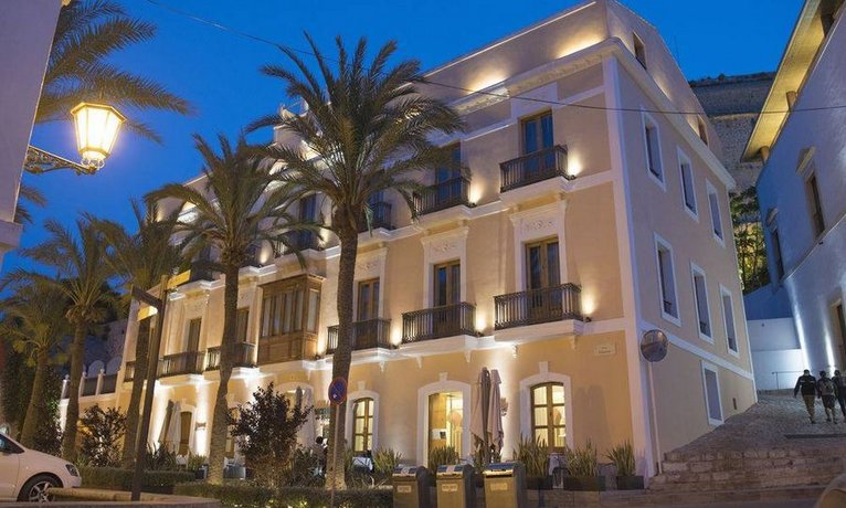 Hotel Mirador de Dalt Vila Puerto de Ibiza Spain thumbnail