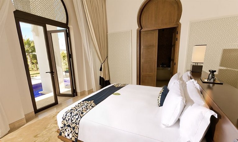 Banyan Tree Tamouda Bay