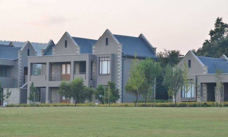 De Hoek Country Hotel