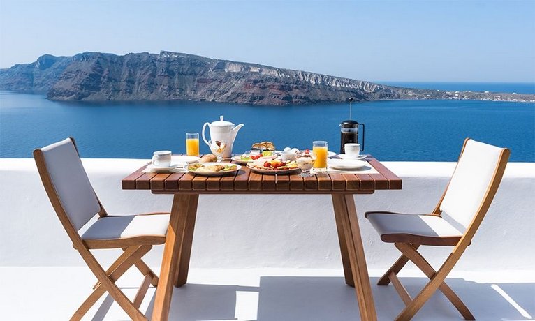 Maregio Suites