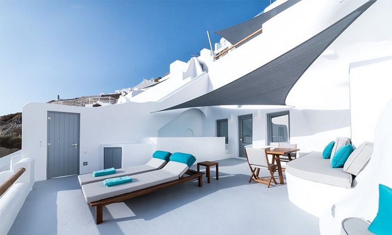 Maregio Suites