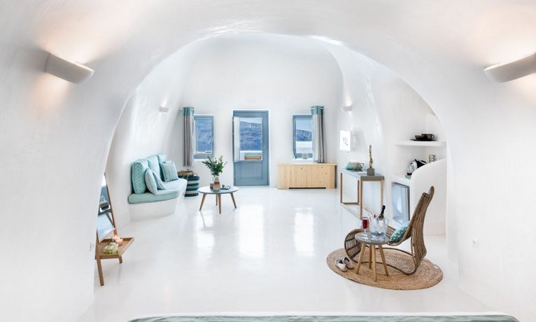 Maregio Suites