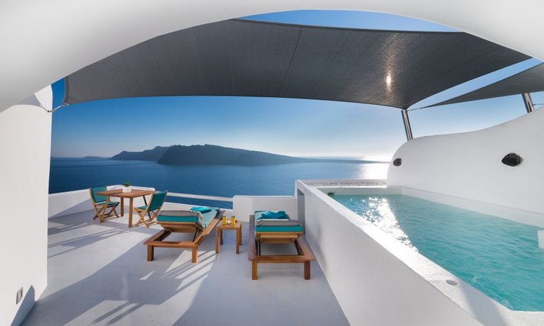 Maregio Suites