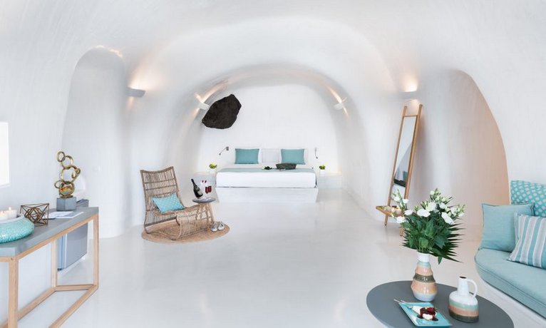 Maregio Suites