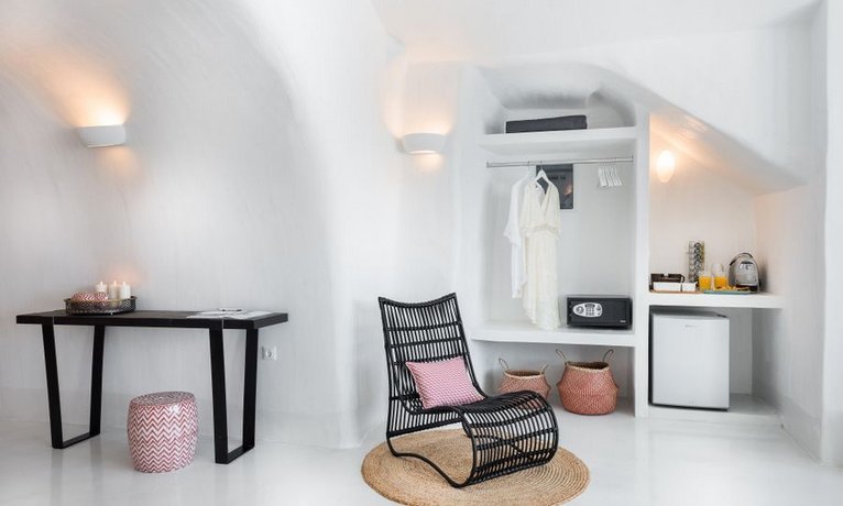 Maregio Suites