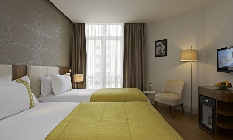 Senator Hotel Taksim