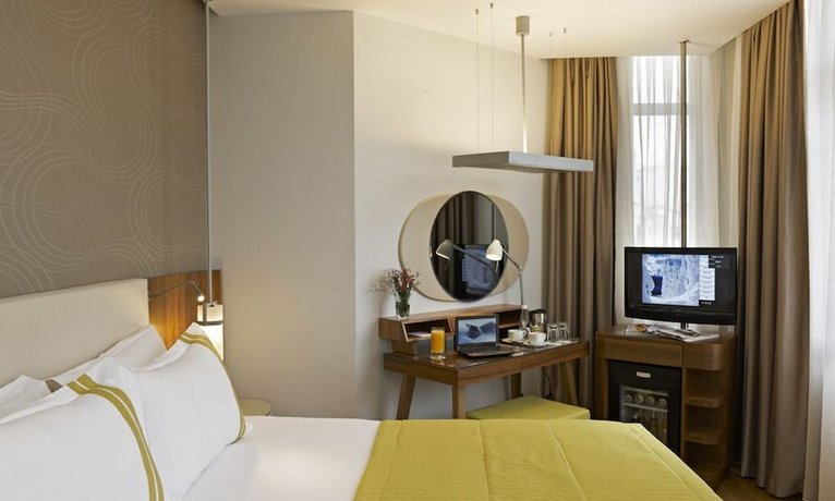 Senator Hotel Taksim