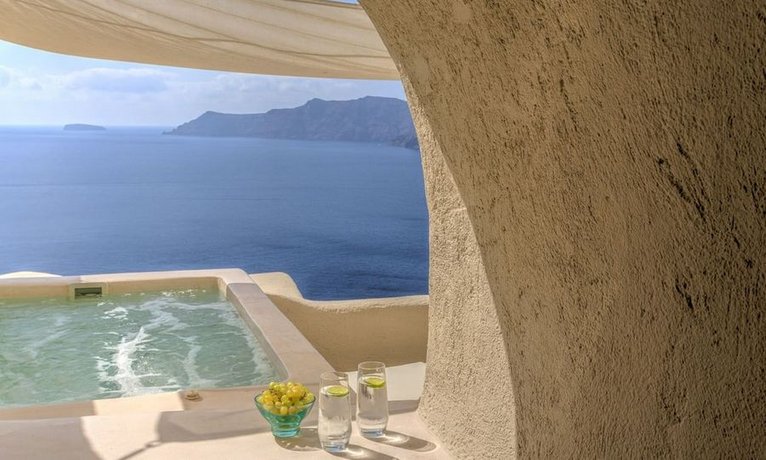 Mystique a Luxury Collection Hotel Santorini