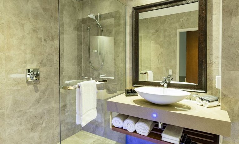 Distinction Christchurch Hotel