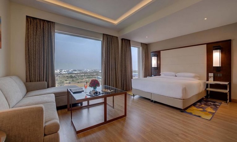 Courtyard by Marriott Surat