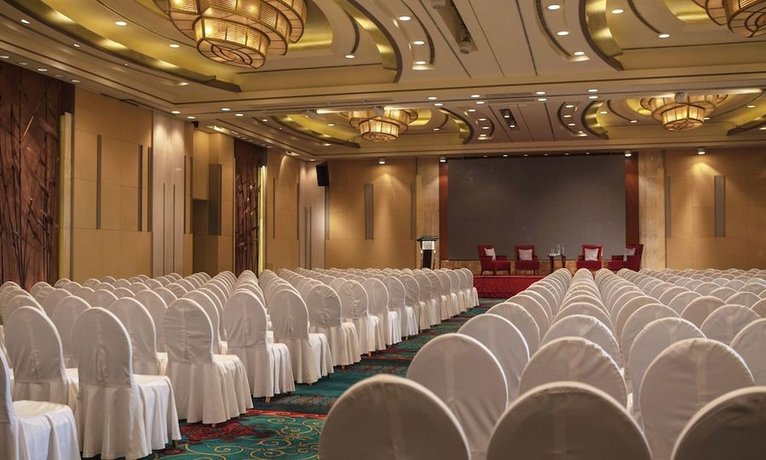 Renaissance Wuhan Hotel Wuhan