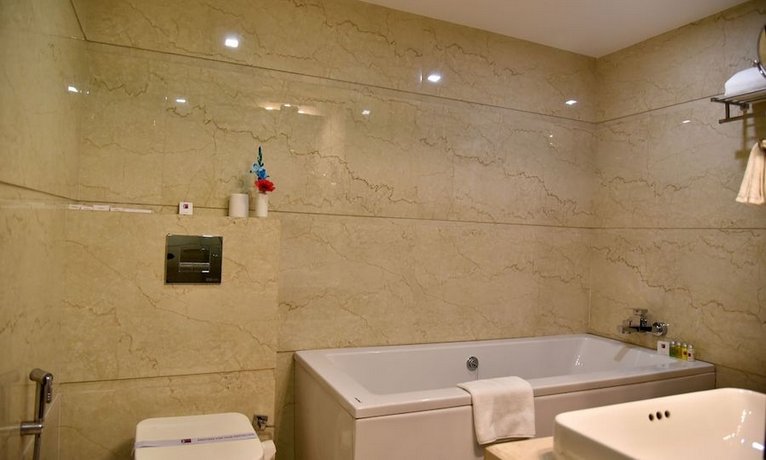 Clarks Inn Suites Gwalior