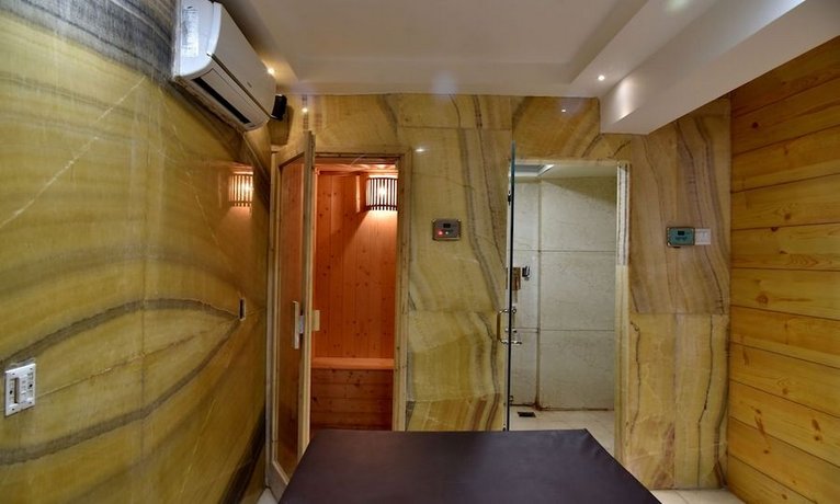 Clarks Inn Suites Gwalior