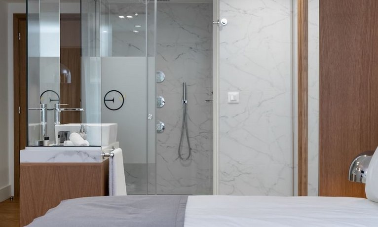 Elia Ermou Athens Hotel