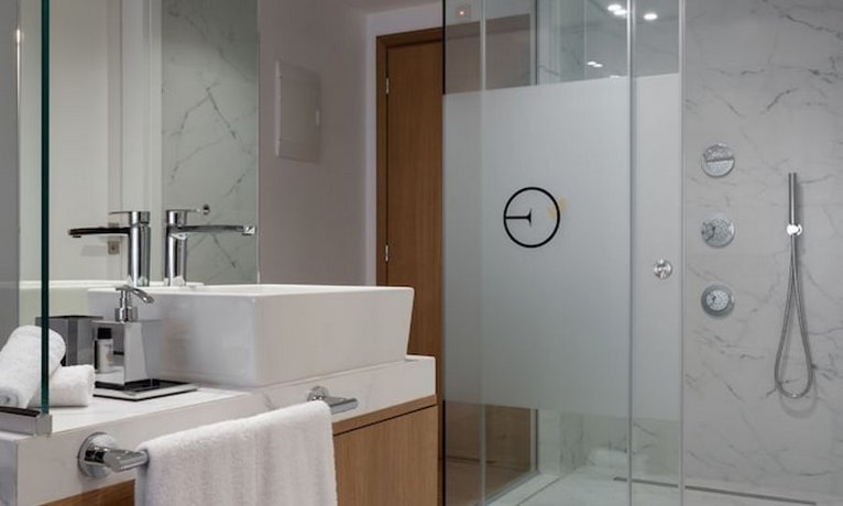 Elia Ermou Athens Hotel
